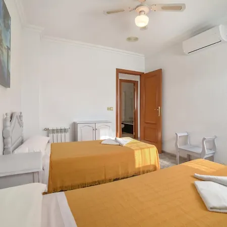 Villa Garrofer - Plusholidays