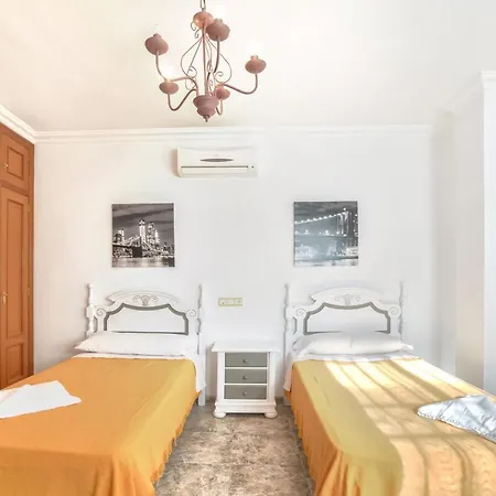 Garrofer - Plusholidays Villa