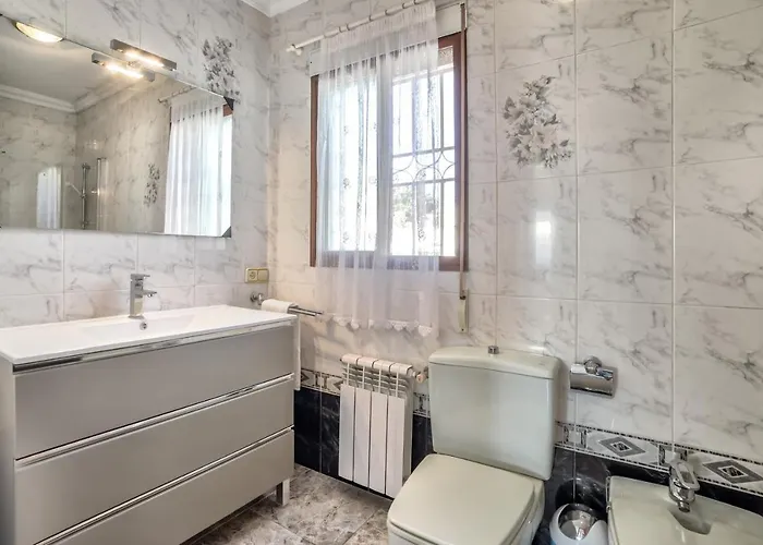 Villa Garrofer - Plusholidays