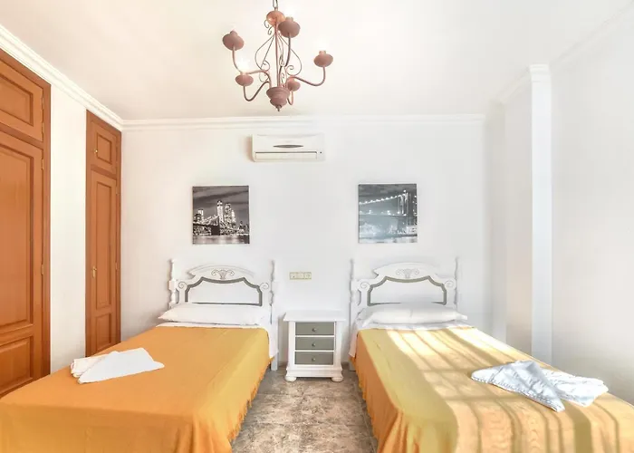 Garrofer - Plusholidays Villa