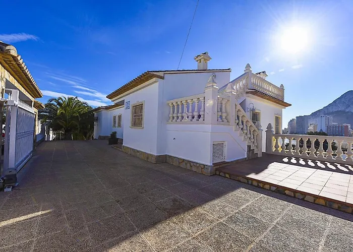 Garrofer - Plusholidays Villa